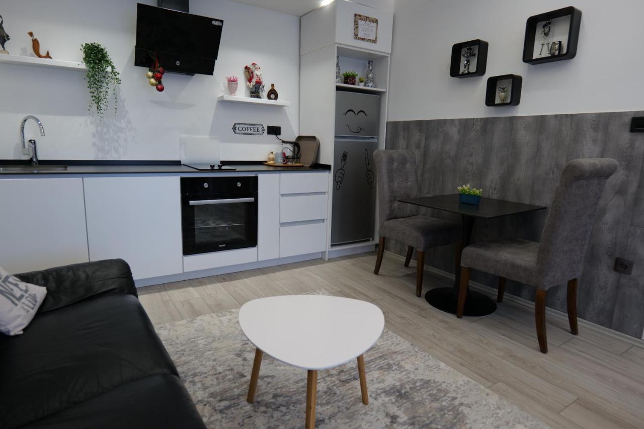 Matin Apartments In Pristina, Kosovo Exteriör bild